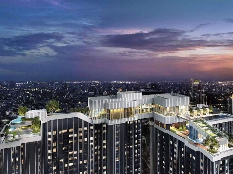 Life Asoke Rama 9 by AP (Thailand). 300 meters from Rama 9 MRT. Excellent location. Right in the heart of Bangkok's new CBD.