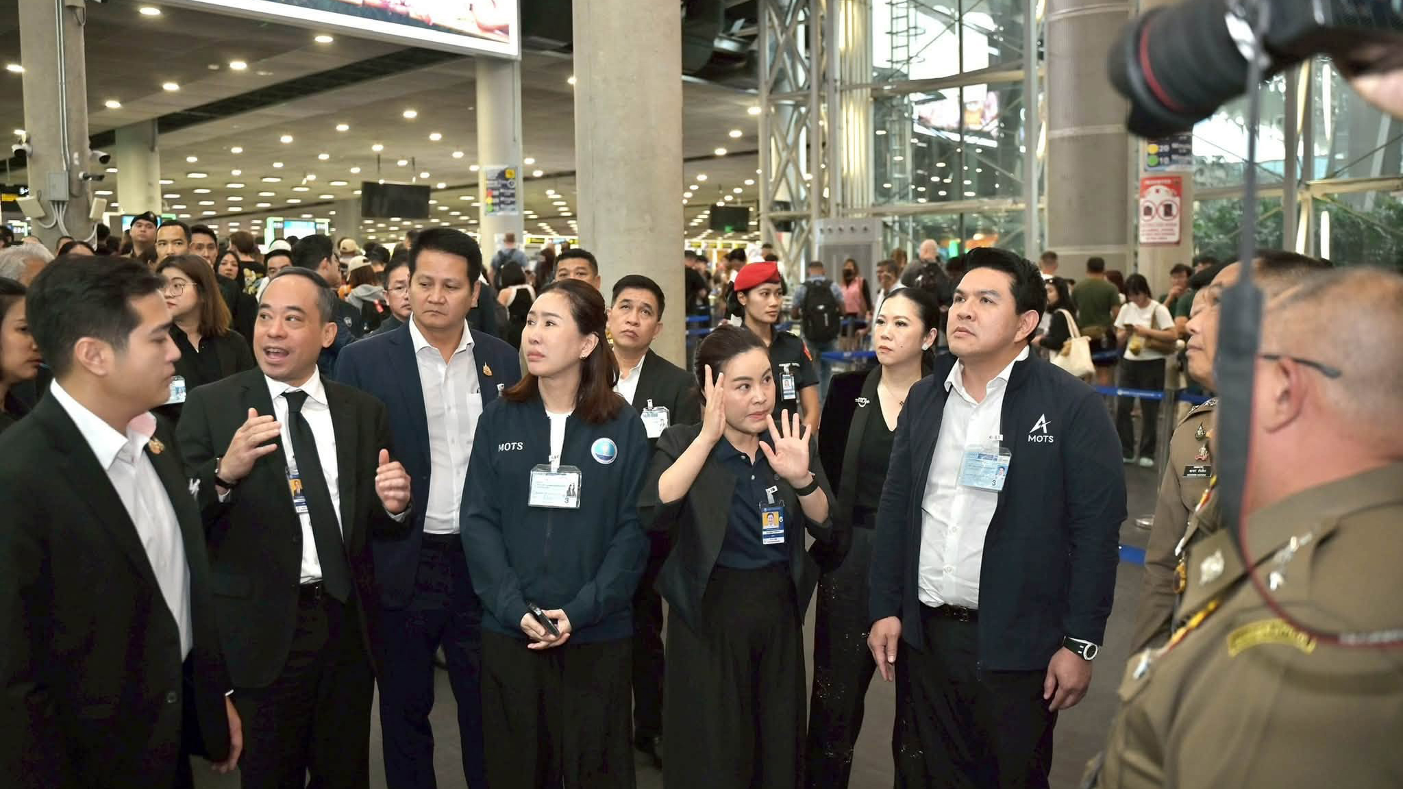 Thai officials review passenger services at Suvarnabhumi Airport