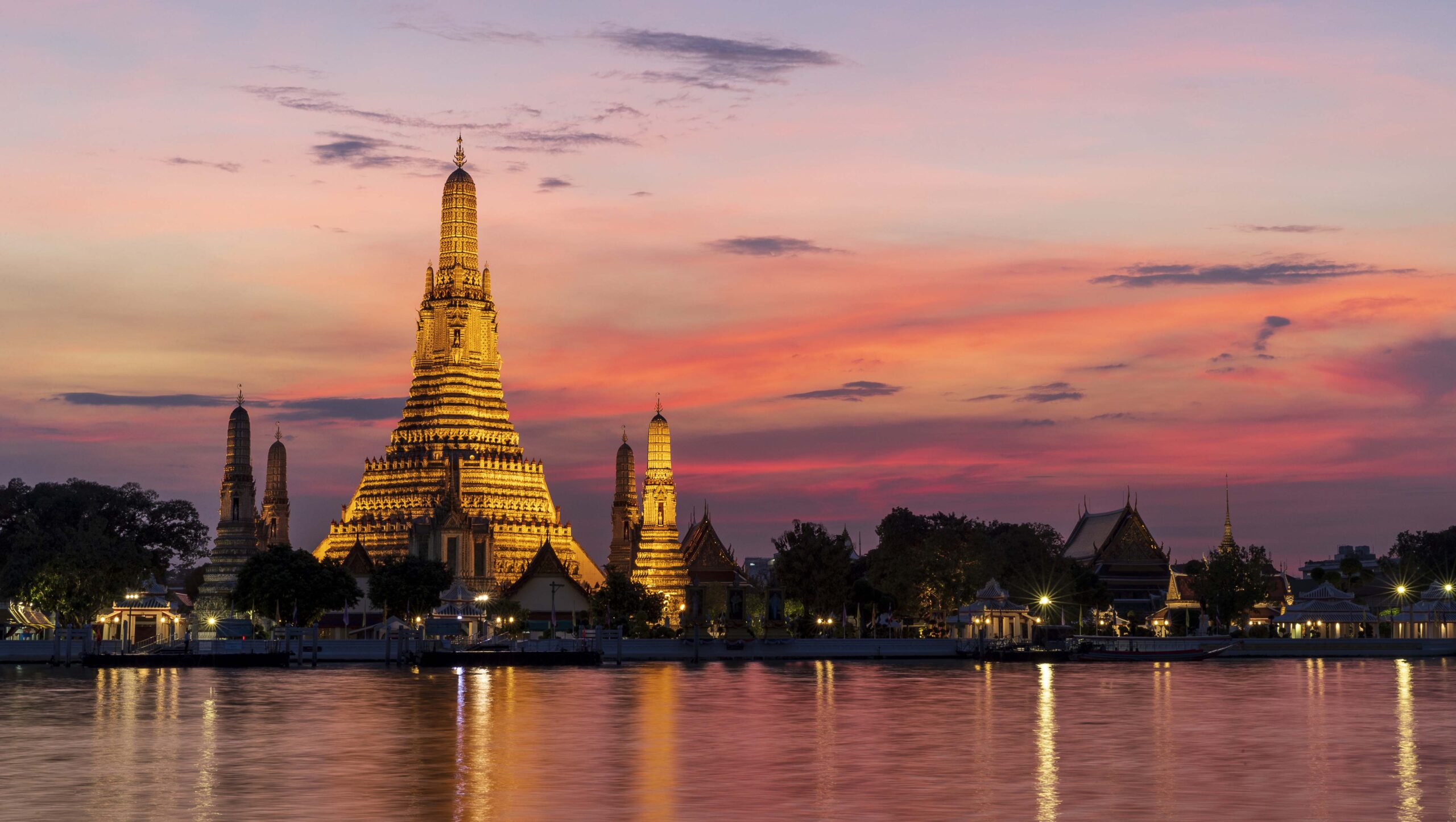 Official TAT image of Wat Arun in Bangkok for Travel and Leisure awards coverage